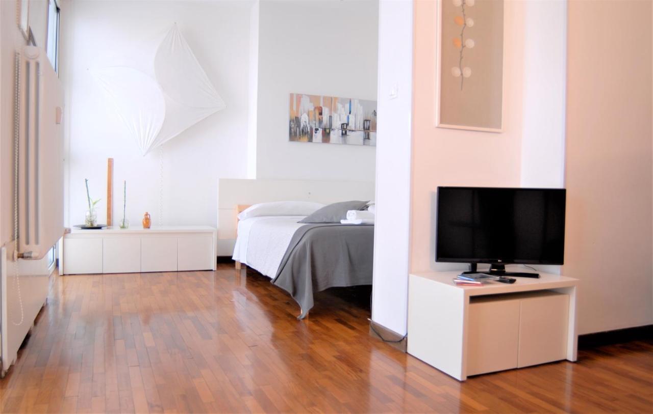 All For You - Uptown Studio Apartment *